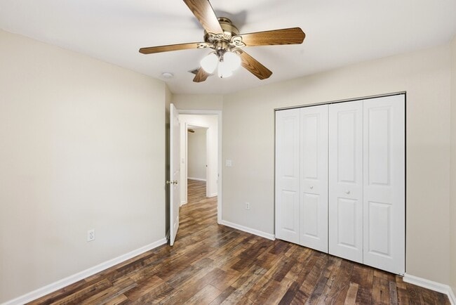 Building Photo - 13205 Mountain View