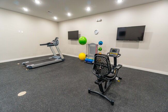 Fitness Center - Windmill Manor