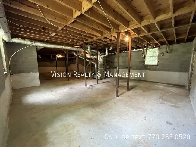 Building Photo - 55 S Greenwood Dr