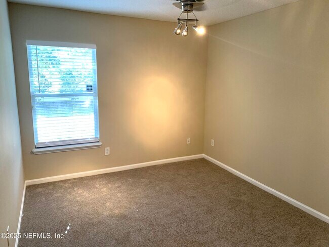 Building Photo - 2840 Spotted Eagle Dr