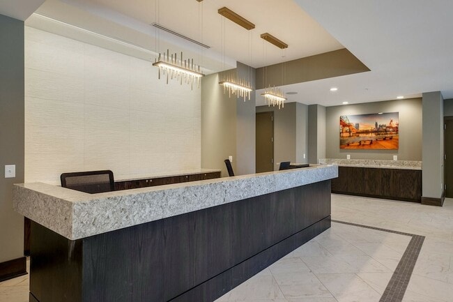 Building Photo - 20 Rutledge St