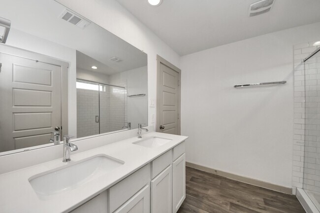 Building Photo - 7706 Caspian Rnch Dr