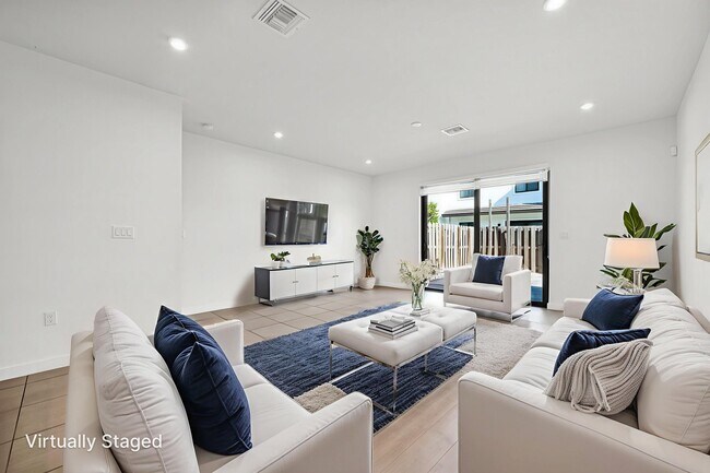 Building Photo - 10817 SW 233rd St