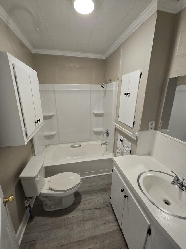 Building Photo - 137 Marshall Cir