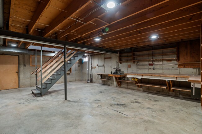 Building Photo - 10244 Buffton Dr