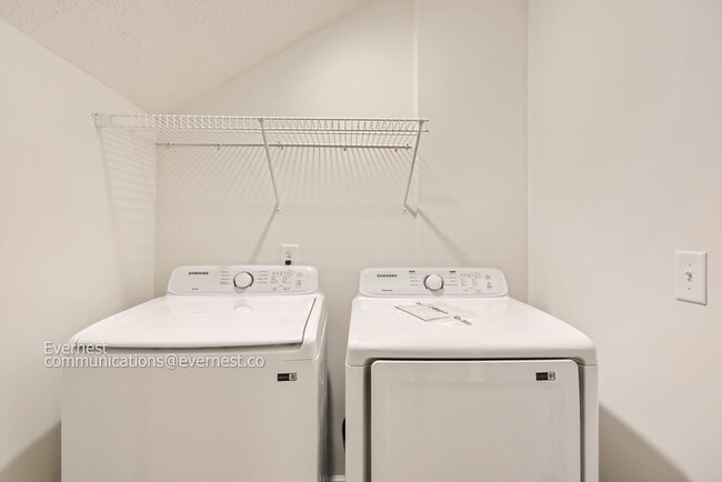 Building Photo - 351 Raines Ct