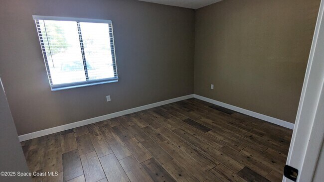 Building Photo - 107 San Juan Cir