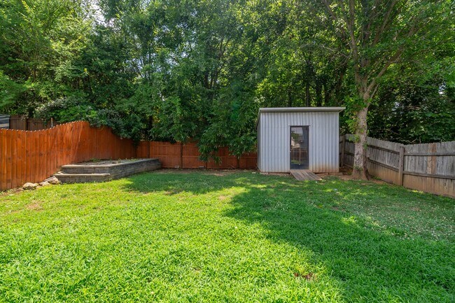 Building Photo - 1053 Brianna Way