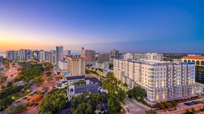 Building Photo - 101 S Gulfstream Ave