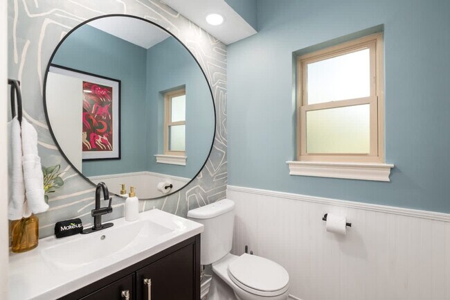 Building Photo - 13702 Yellow Oak Cir