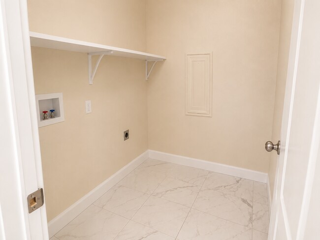 Building Photo - Coming soon! Beautiful single story home in Los banos