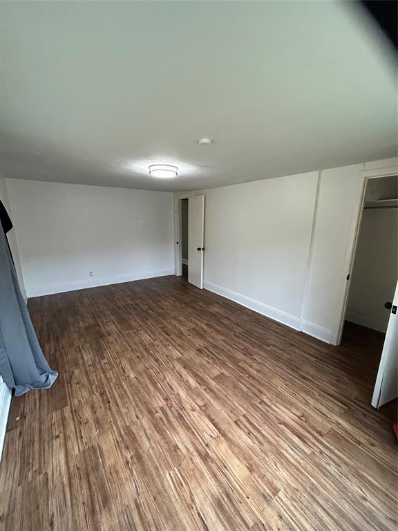Building Photo - 304 Tanner Ave