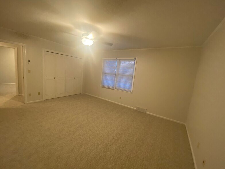 Bedorrom #1 - 104 Winston Pl