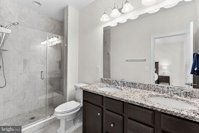 Building Photo - 15292 Westham Ct