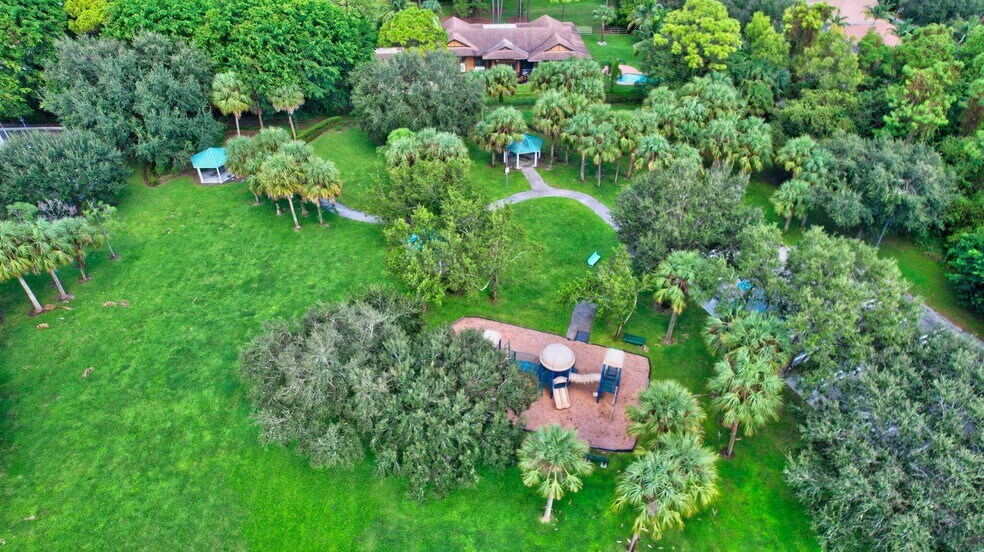 Building Photo - 4801 N Wickham Cir