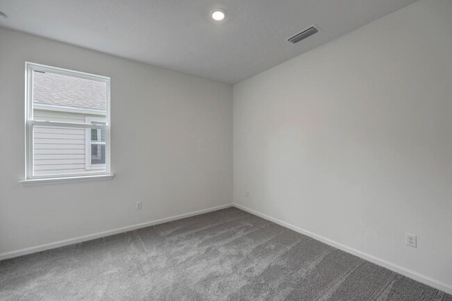 Building Photo - 115 Gourd Is Wy