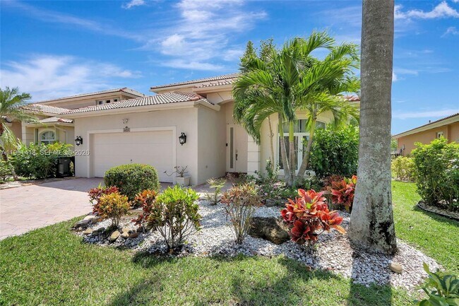 Building Photo - 4450 Banyan Trails Dr