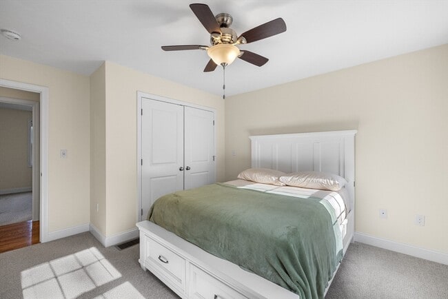 Building Photo - 11 Checkerberry Ln