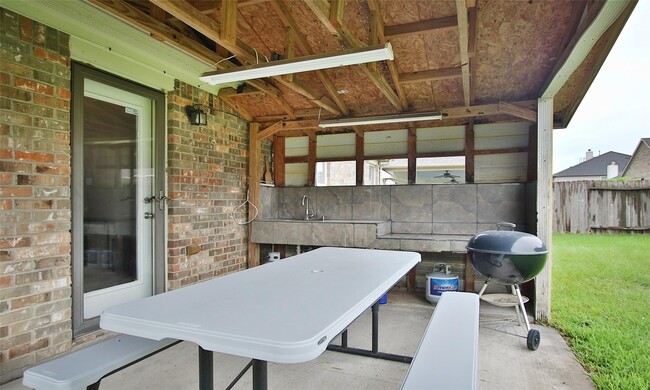 Building Photo - 16919 Langham Heights Ln