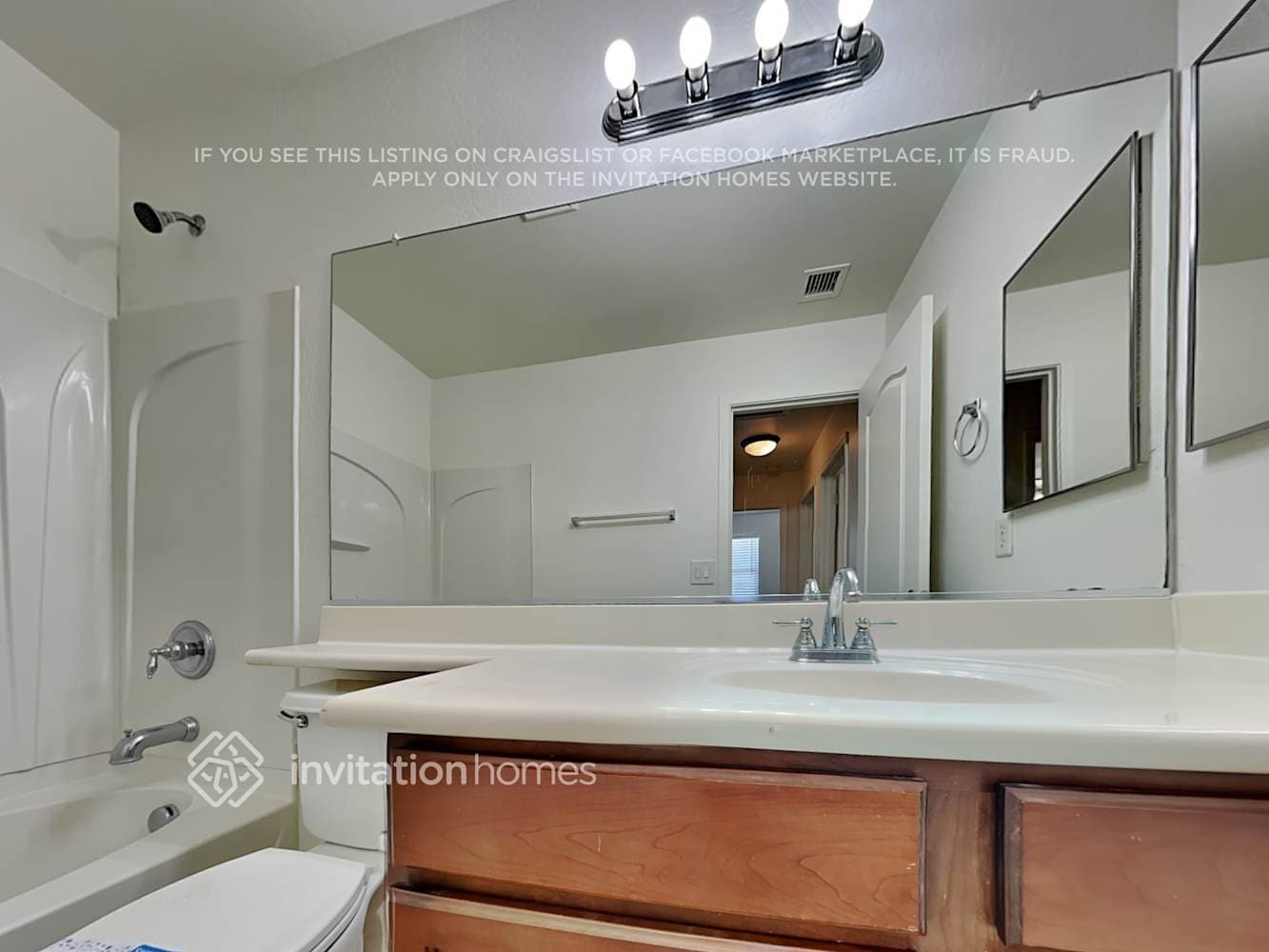 Building Photo - 10049 E Impala Ave