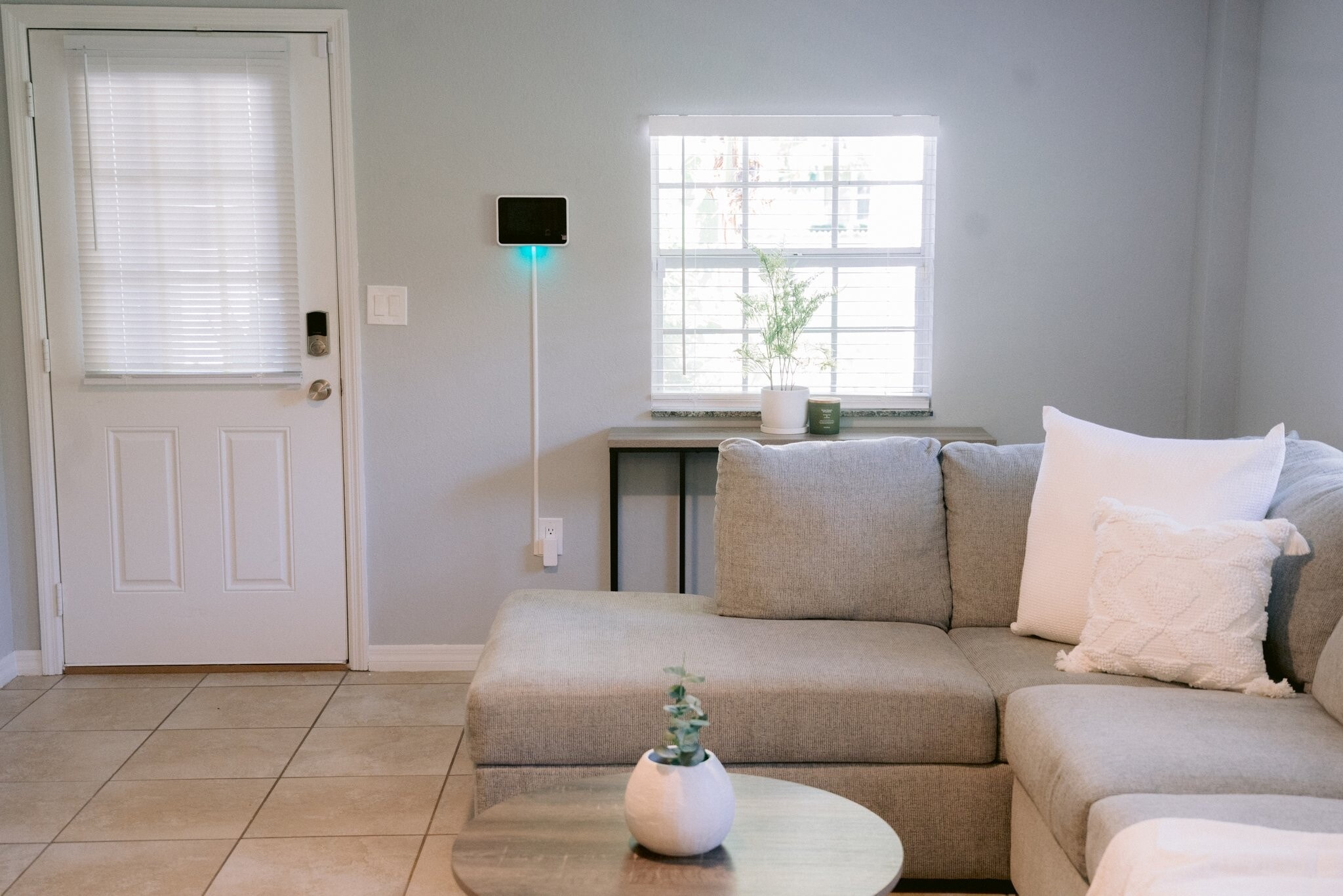 Building Photo - 2616 S Crystal Lake Dr