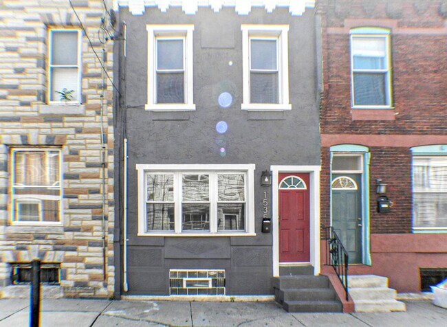 Building Photo - 1535 S Hicks St