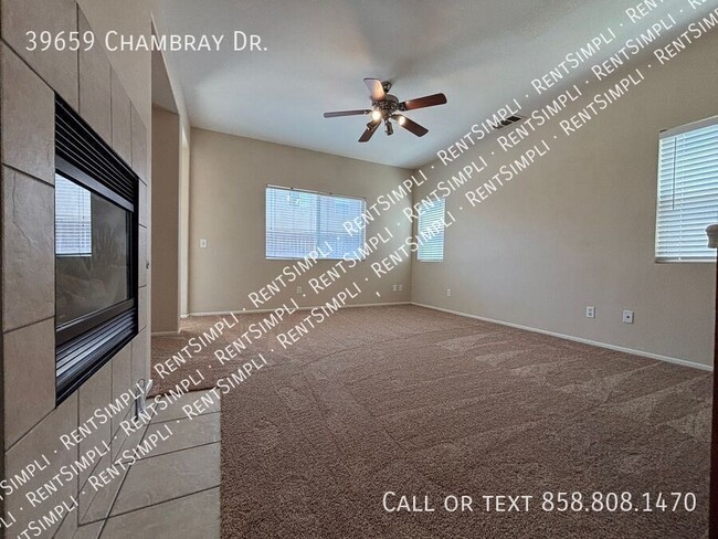 Building Photo - 39659 Chambray Dr