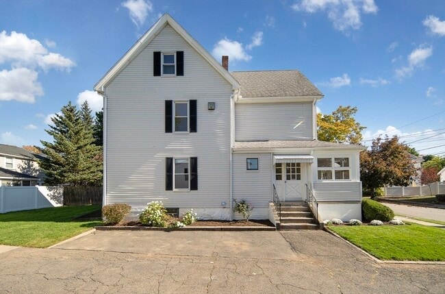 Building Photo - 63-65-65 Harvard St
