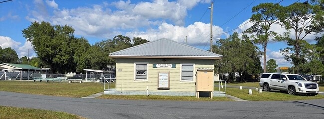 Building Photo - 1634 Dolphin Dr