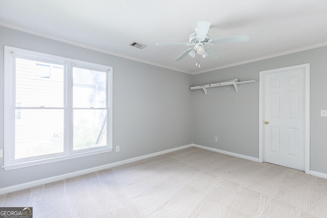 Building Photo - 1748 Christiana Dr