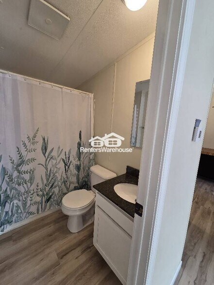 Building Photo - 2350 N 5th St