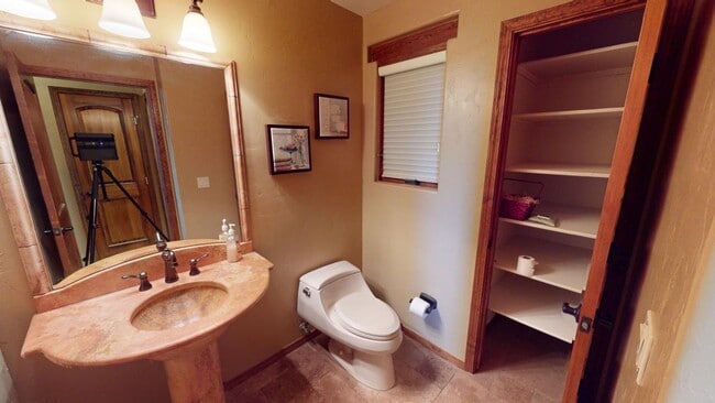 Building Photo - Furnished 5-Bedroom Home with Indoor Pool & Amenities