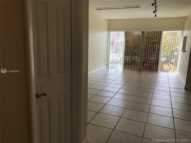 Building Photo - 9300 W Flagler St