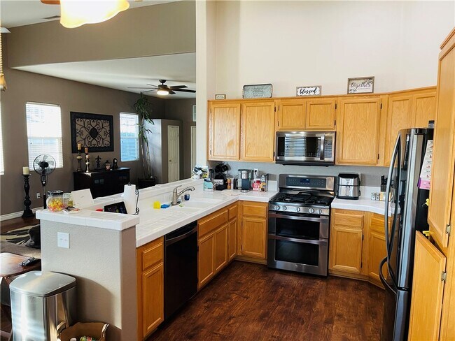 Building Photo - 27613 Vanilla Ct