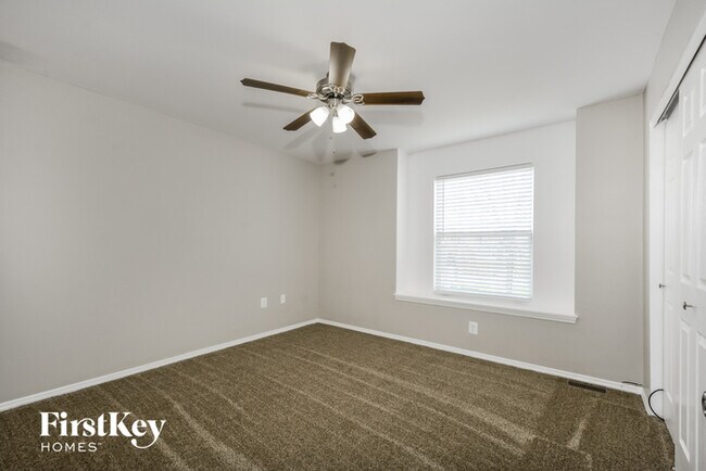 Building Photo - 16882 Paradise Peak Cir