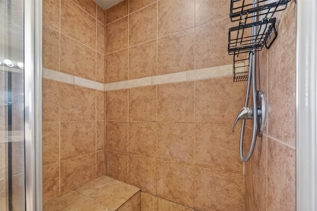 Building Photo - 5810 Post Oak Manor Dr