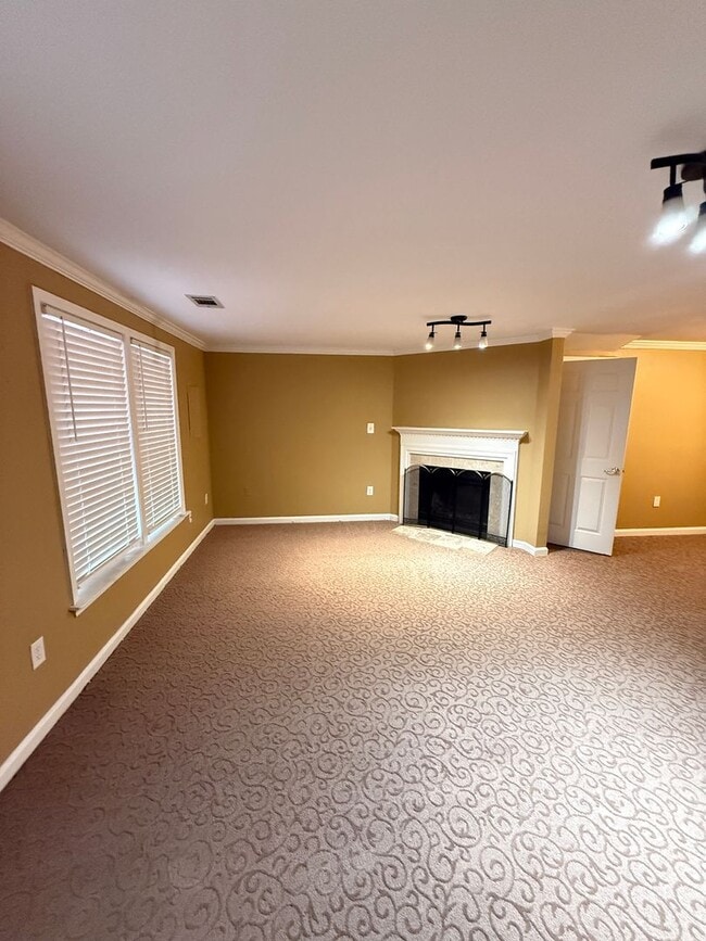 Building Photo - 4221 Devonwood Way