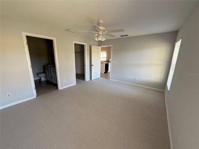 Building Photo - 6219 Blue Runner Ct