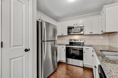 Building Photo - 232 W Lake Ave