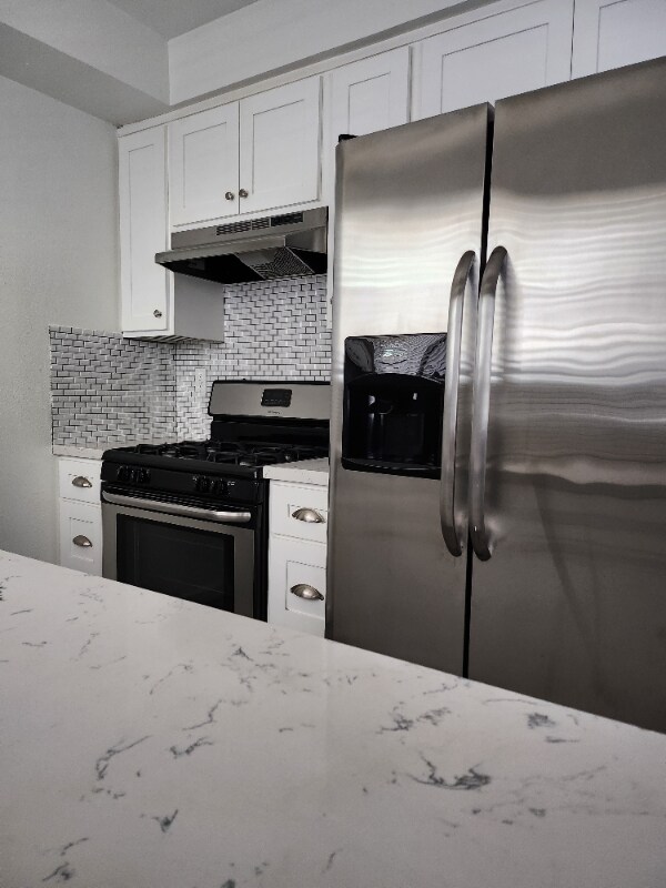 Building Photo - 1824 N Gramercy Pl