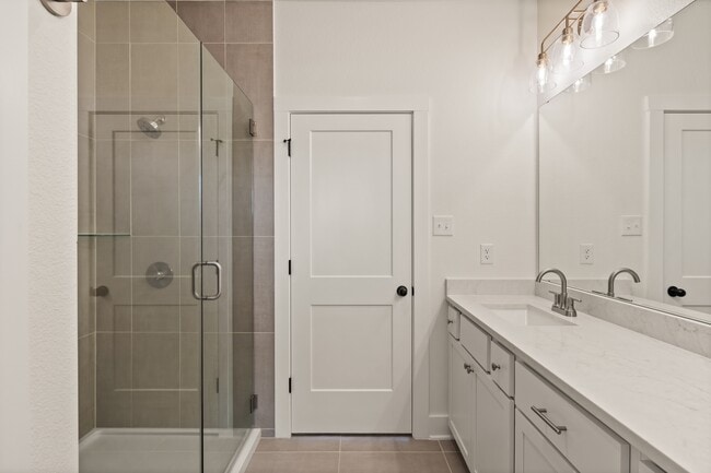 Building Photo - 6718 Abode Ave