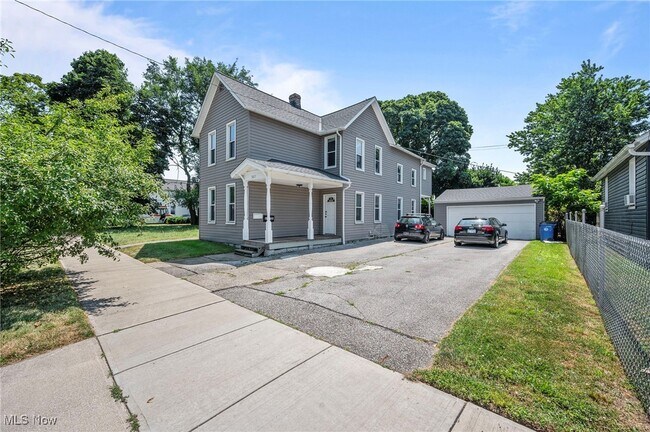 Building Photo - 5017 Tillman Ave
