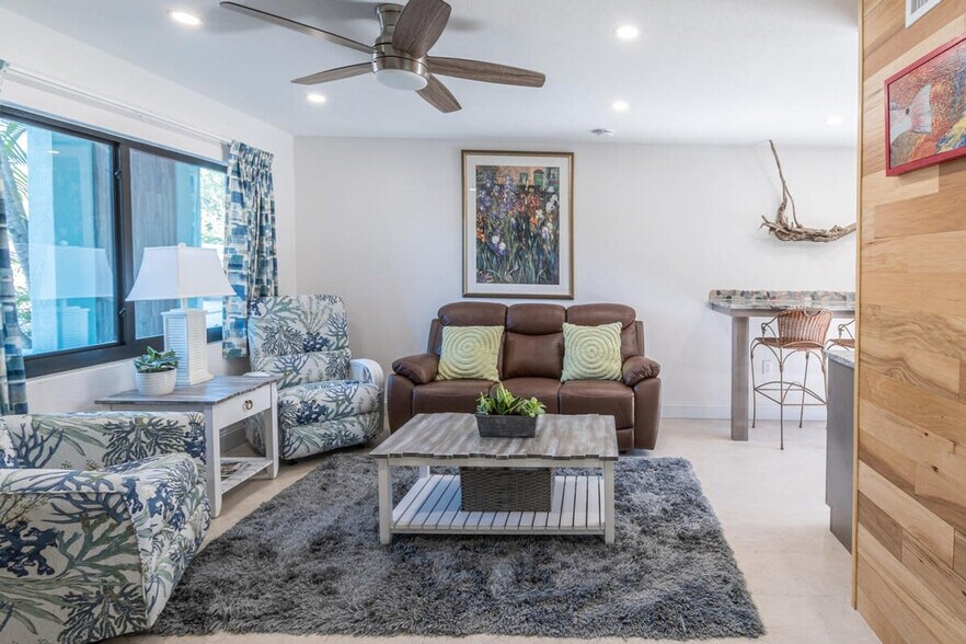 Building Photo - 400 S Atlantic Ave