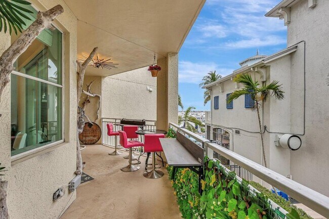 Building Photo - 975 NW Flagler Ave