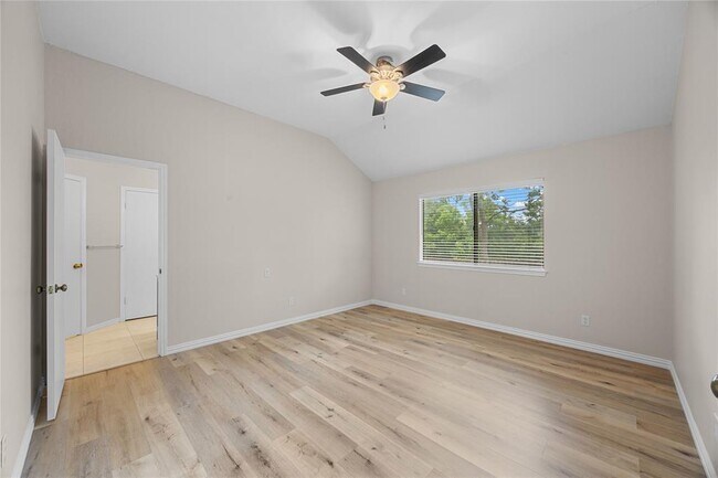 Building Photo - 2608 Water Well Ln