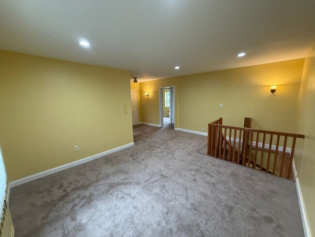 Building Photo - 63-11 110th St