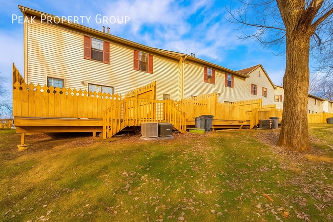 Building Photo - 134 Blakeford Dr