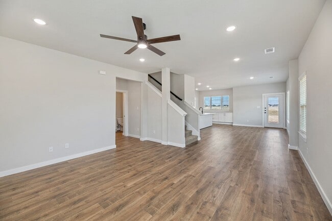 Building Photo - AVAILABLE NOW! CUL-DE-SAC TRIPLEX LOT LOCATED ON 1-ACRE IN MIDLOTHIAN, TX!