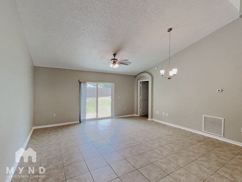 Building Photo - 1138 Kenworth Dr