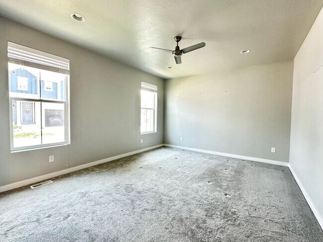 Building Photo - Amazing Home Available in the Heart of Highland UT!